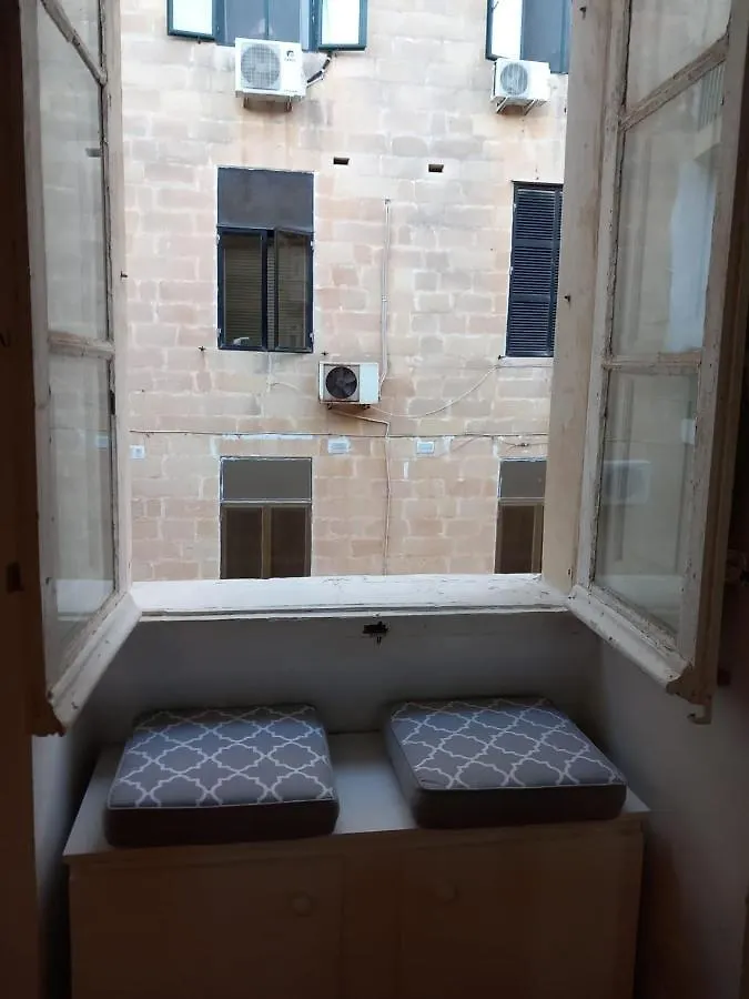 Sea View Valletta Apartment Malta